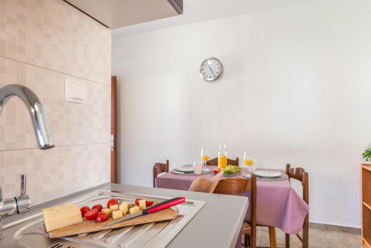 Apartments Navalia Новалья Экстерьер фото